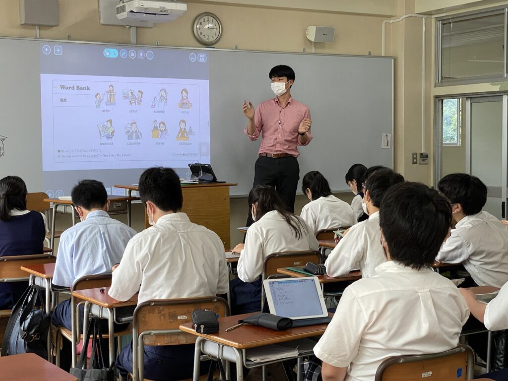 中学3年英語の授業風景 聖徳学園中学 高等学校